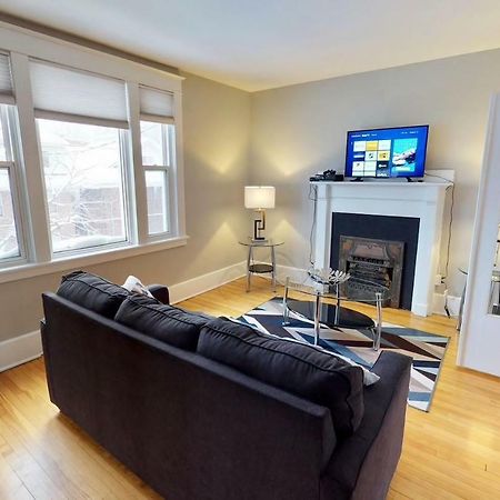 Bright, Clean, Private. In The Heart Of Downtown! Parking, Wi-Fi And Netflix Included Apartment Ottawa Luaran gambar