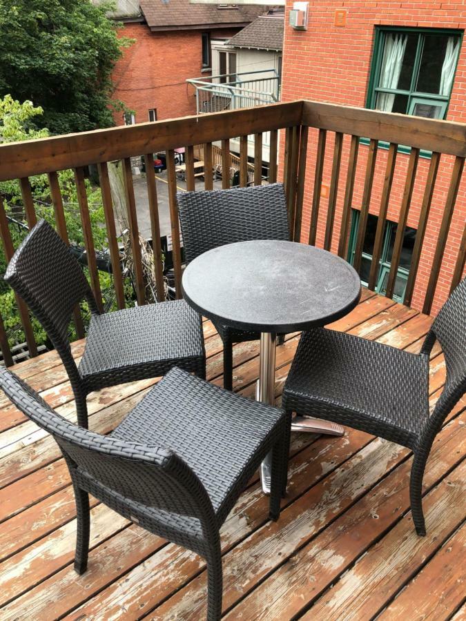 Bright, Clean, Private. In The Heart Of Downtown! Parking, Wi-Fi And Netflix Included Apartment Ottawa Luaran gambar